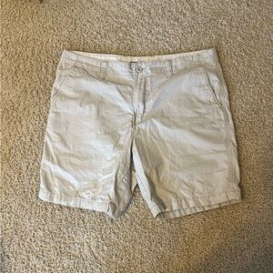 Old Navy Khaki Lived-In Straight Shorts